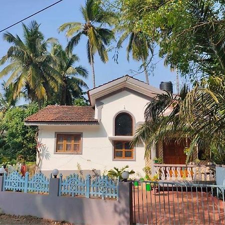 The Musafir Hostel Anjuna Exterior photo